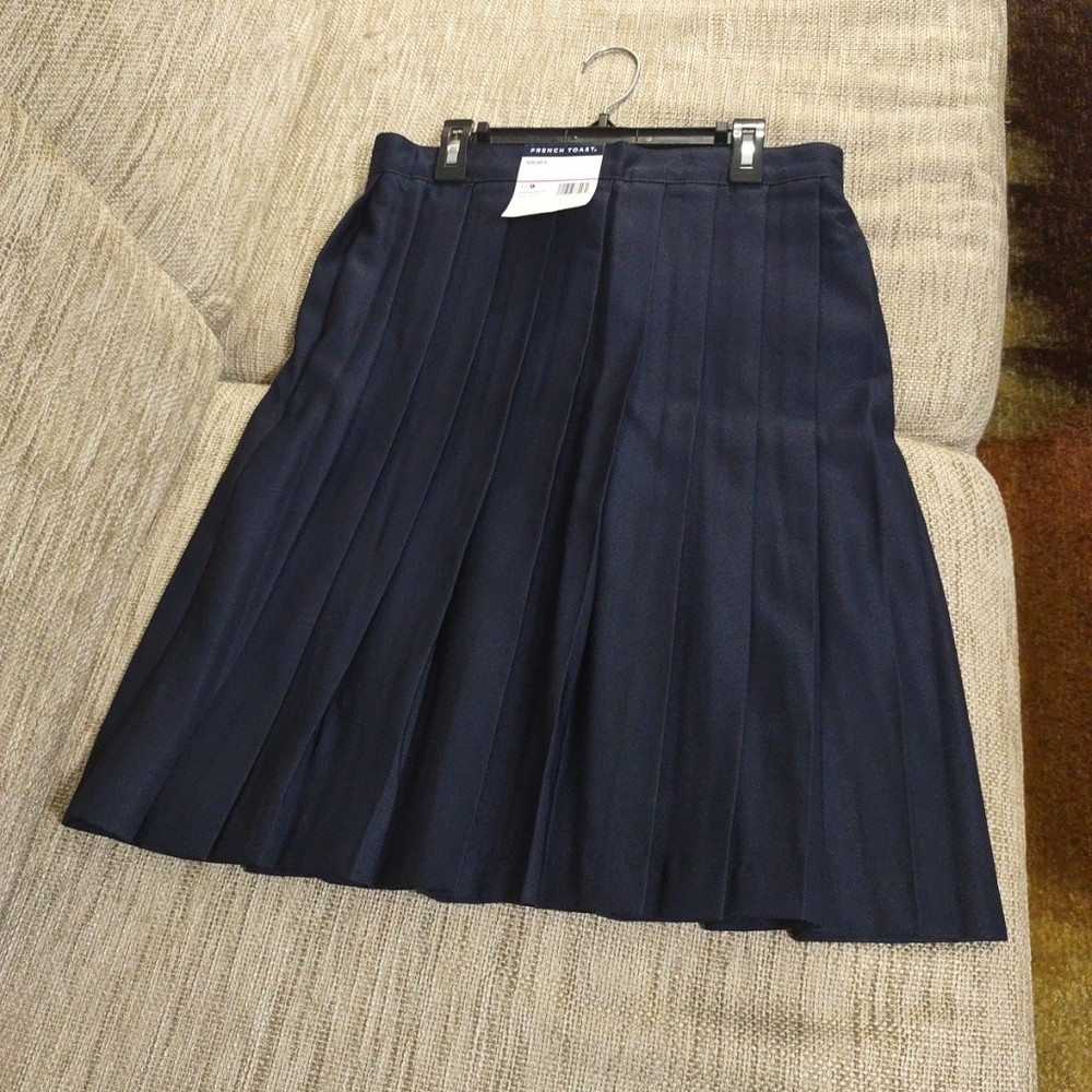 French Toast Junior Girl Uniform Pleated Skirt Size 9 Navy Color